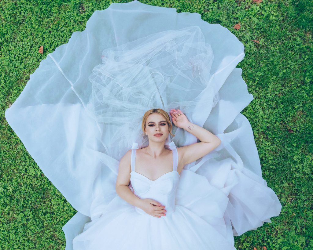 Sedința foto Save the Date — tot ce trebuie să știi