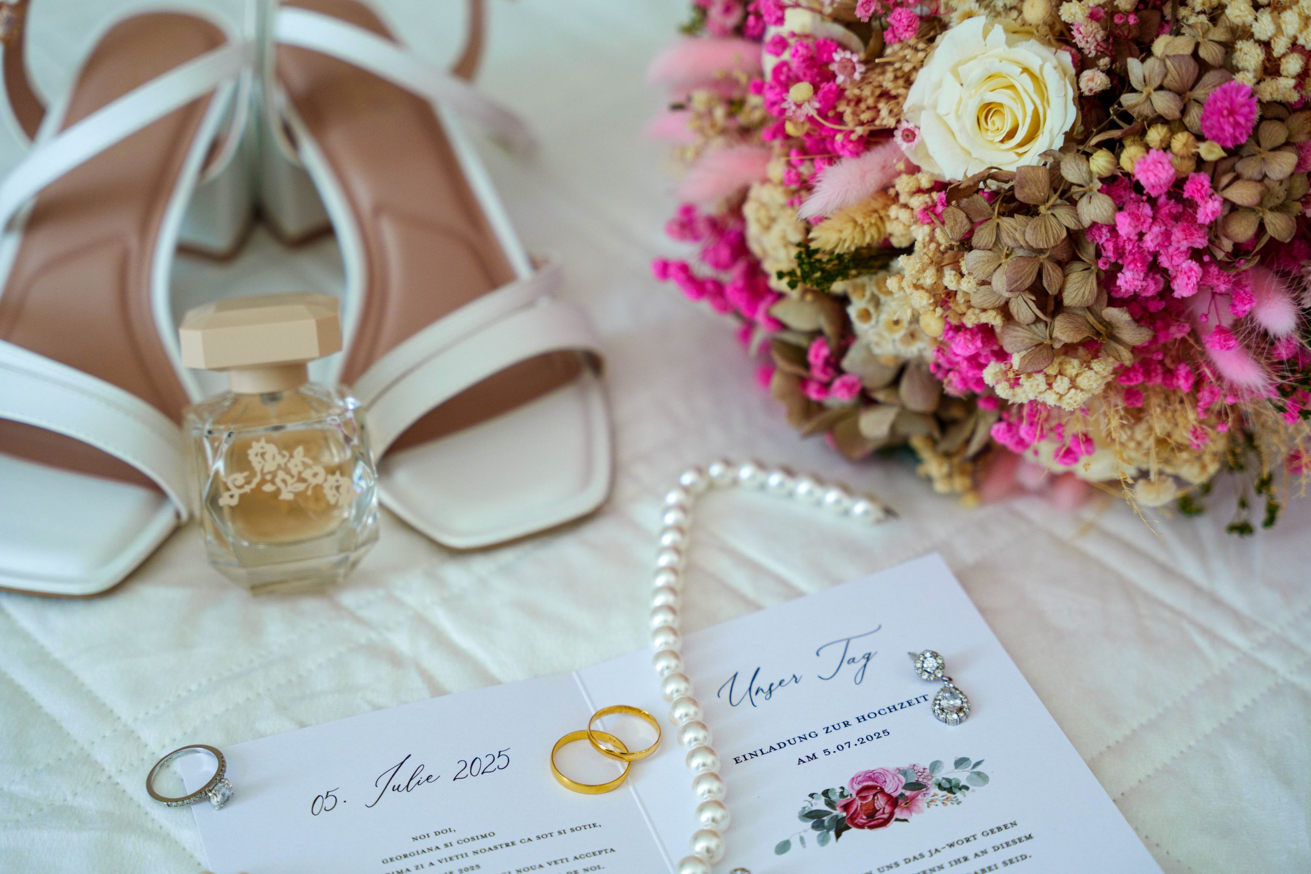 Fotograf nuntă Oradea — servicii foto complete pentru ziua ta