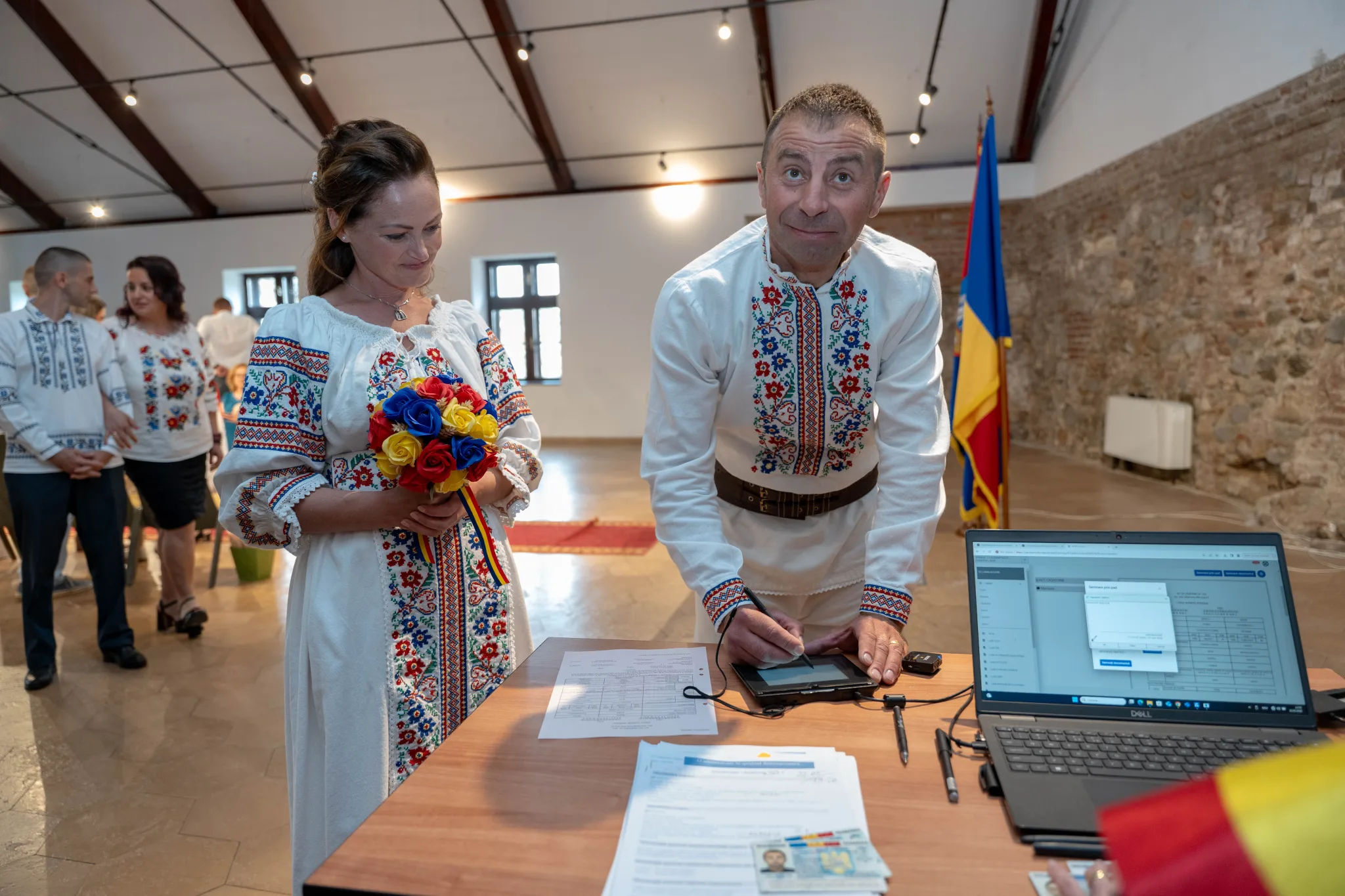Fotografie cununie civilă realizată de LivioArt